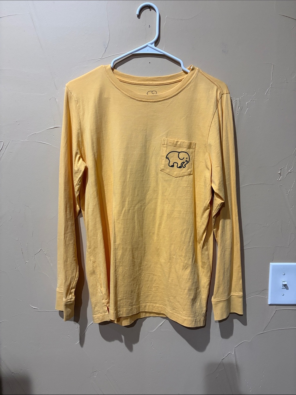 ivory ella Long-Sleeve Pocket Tee